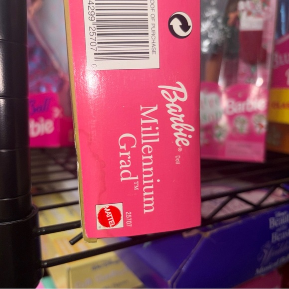 Barbie Millenium Grad, 2000 Graduate Special Edition, Never Out Of The Box - Picture 10 of 11